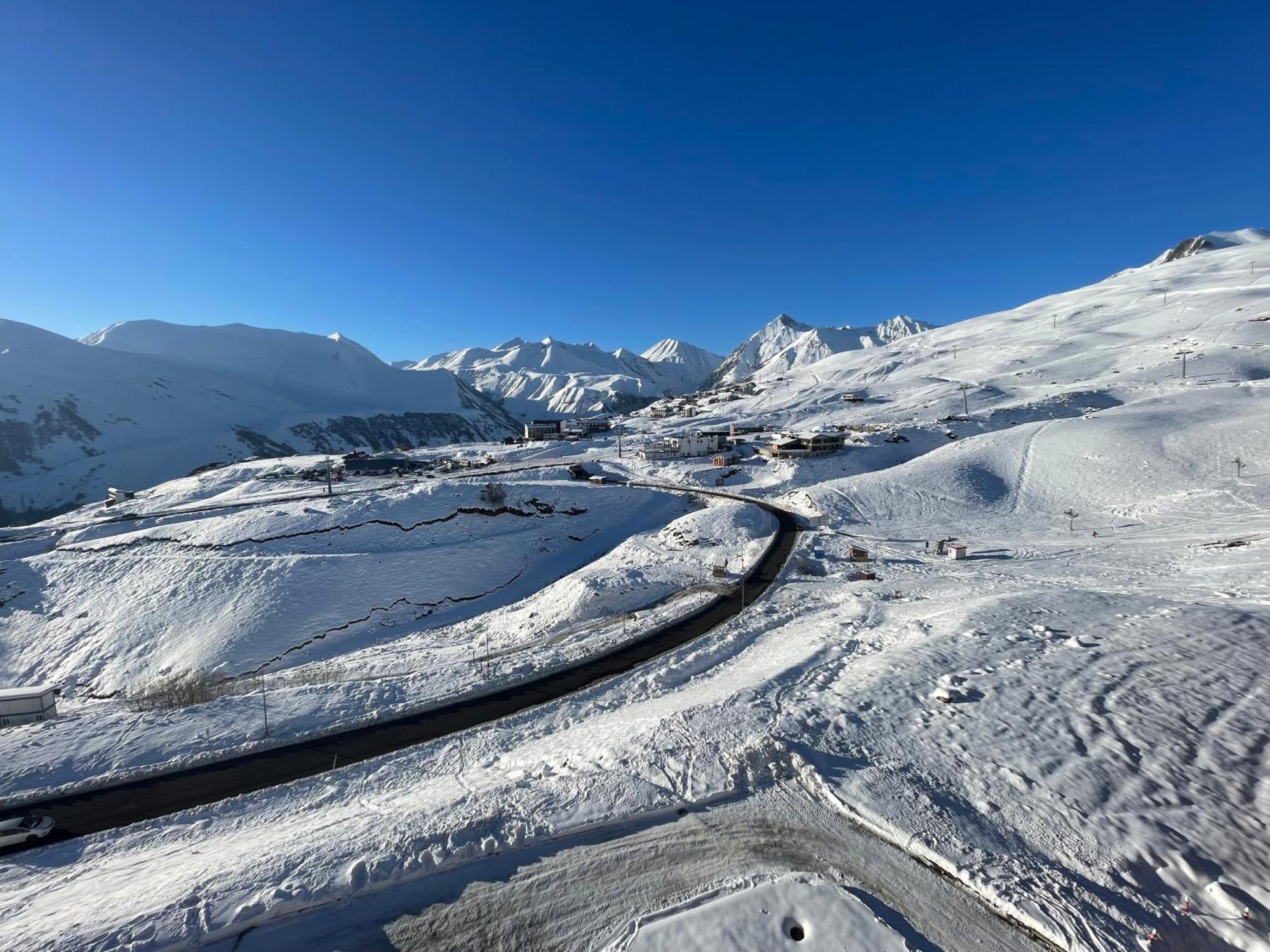 Four Season Gudauri Appartement Buitenkant foto